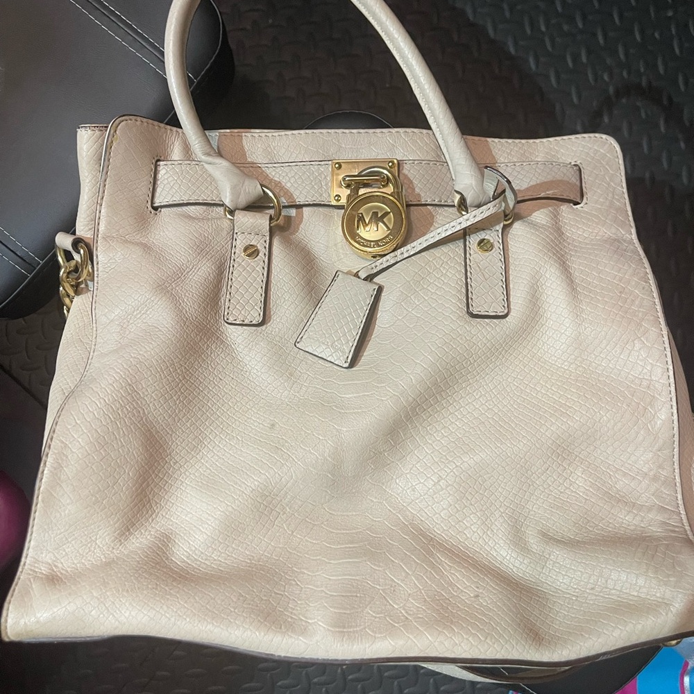Michael Kors Cream Hamilton Tote with Gold Hardware